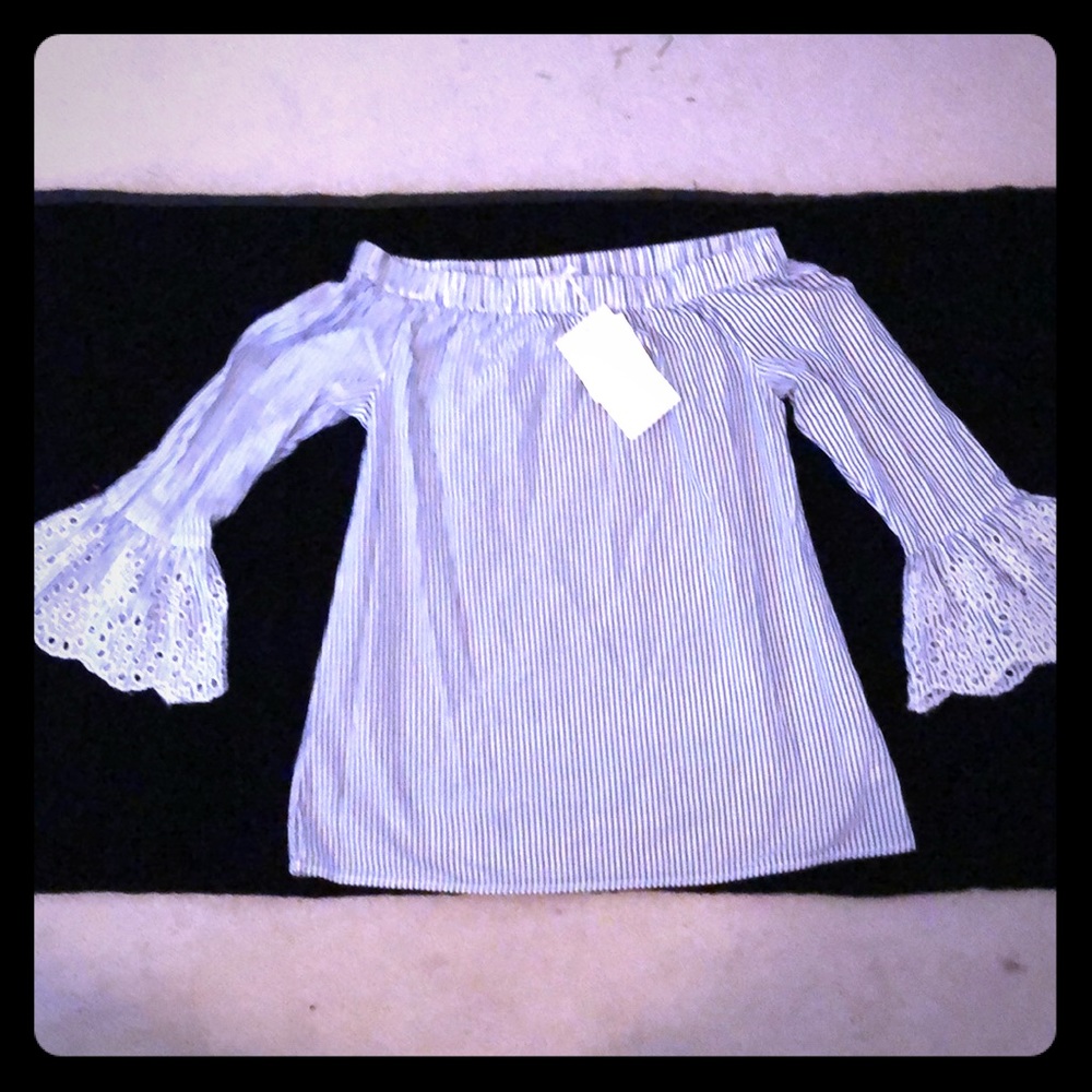 New with tags top. Size xs.